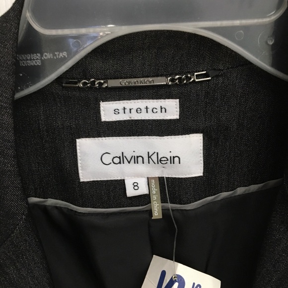 Calvin Klein blazer. Size 8. New - Picture 2 of 5